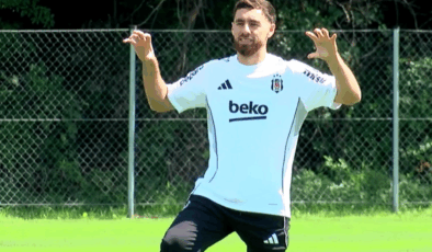 Orkun Kökçü top başı yaptı! 'Beşiktaş'ın çocuğuyum'