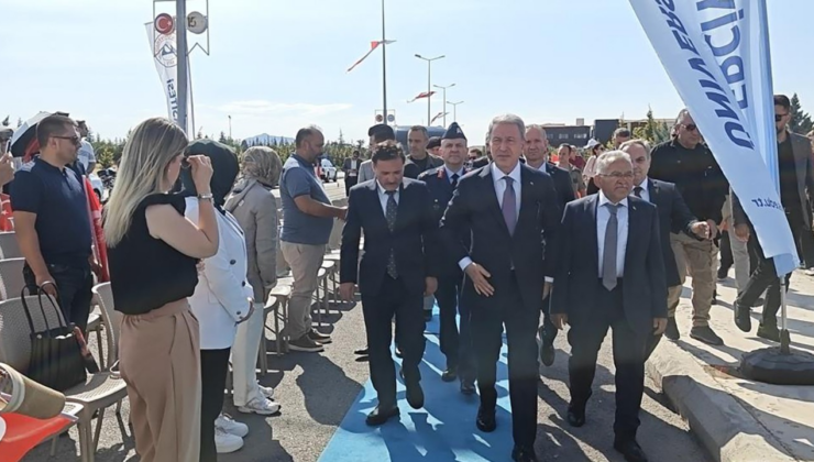 Hulusi Akar: Bu ihaneti asla kabul edemeyiz