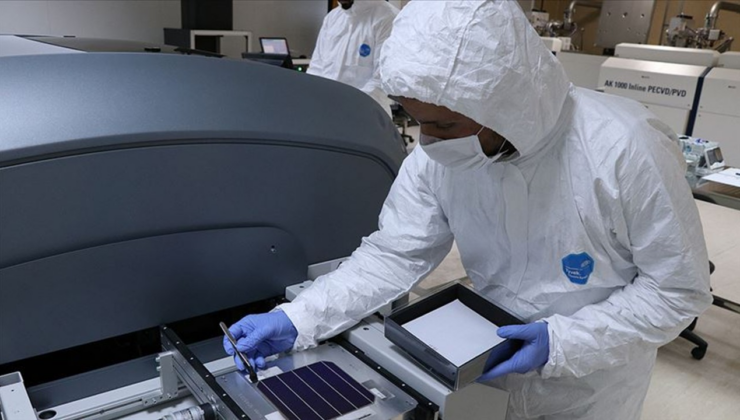ASML, net kâr ve satışta tahminleri aştı