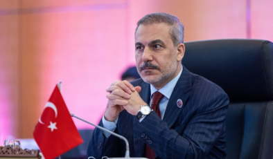 Bakan Fidan, ABD'nin Ankara Büyükelçisi Barrack ile görüştü