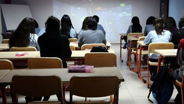 Zorunlu lise eğitimi 2 yıla mı düşecek? Bakan Tekin'den açıklama