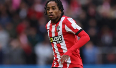 Kyle Walker-Peters'ın Beşiktaş'a gelişi ertelendi
