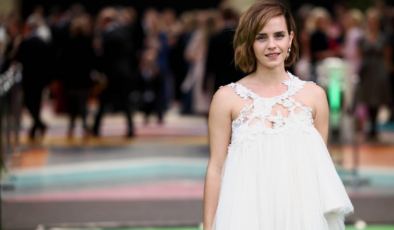 Harry Potter yıldızı Emma Watsonın aşırı hız nedeniyle araç kullanması yasaklandı