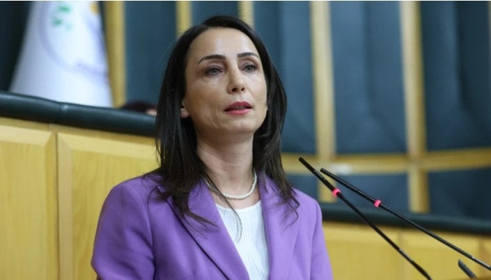 DEM Parti'den yandaş yazara sert yanıt