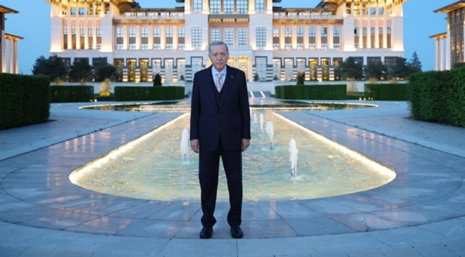 Danışmanından Erdoğan'ın adaylığı için flaş çıkış