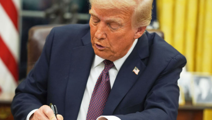 Trump, "GENIUS" tasarısını imzaladı