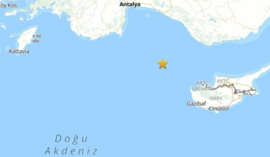 Son dakika: Antalya açıklarında şiddetli deprem