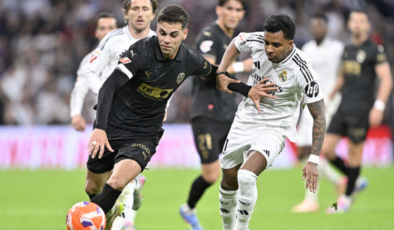 Enzo Barrenechea Benfica'da