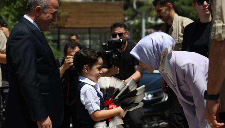 Aile yılı kapsamında bir müjde daha: Doğum sonrası yarı zamanlı çalışma yürürlükte