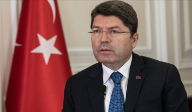 Bakan Tunç'tan adli tatil açıklaması: Nöbetçi mahkeme ve savcılıklar görevlerini sürdürecek