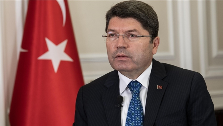 Bakan Tunç'tan adli tatil açıklaması: Nöbetçi mahkeme ve savcılıklar görevlerini sürdürecek