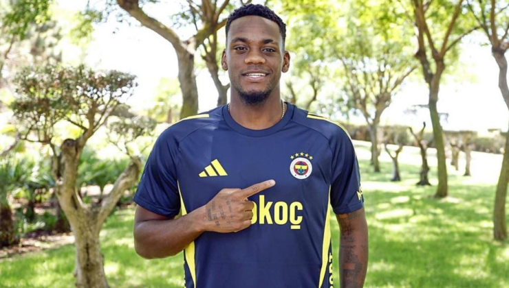 Fenerbahçe'nin yıldızı Jhon Duran: Burada olduğum için çok mutluyum