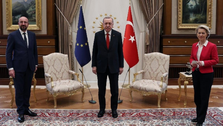 Türkiye’de Erdoğan'la görüşmesinde koltuk krizi çıkardı, şimdi kendi koltuğu sallanıyor