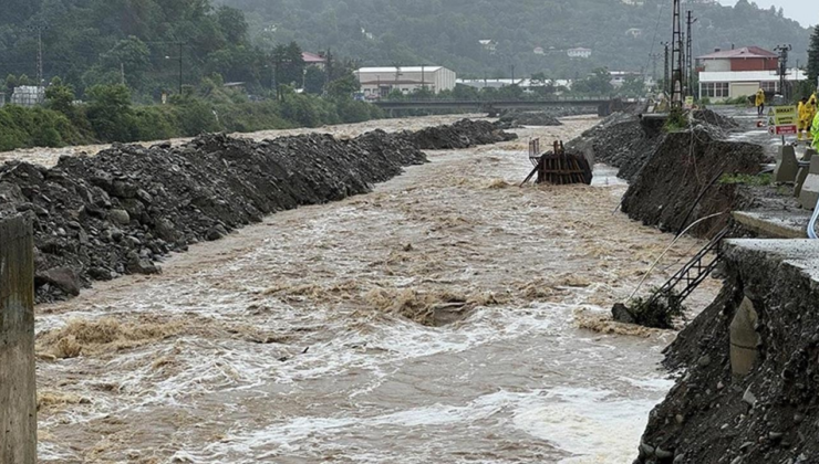 Meteorolojiden Artvin, Erzurum ve Ardahan için sağanak uyarısı