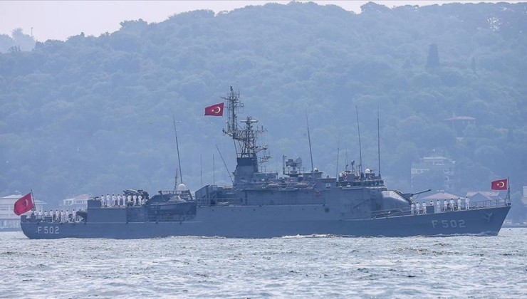 Türk savaş gemileri KKTC'deki limanlarda ziyarete açılacak