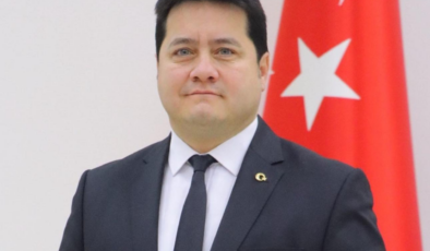 MHP'li belediye 'Şehitler Caddesi'nin adını değiştirdi