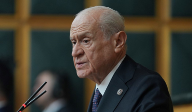 Devlet Bahçeli’den Leman’a karikatür tepkisi: İğrenç saldırıyı nefretle lanetliyorum