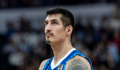 Anadolu Efes'te Willis ile yollar ayrıdı