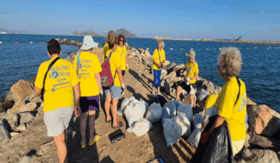 Bodrum’da 22 ülke ile aynı anda temizlik yapıldı