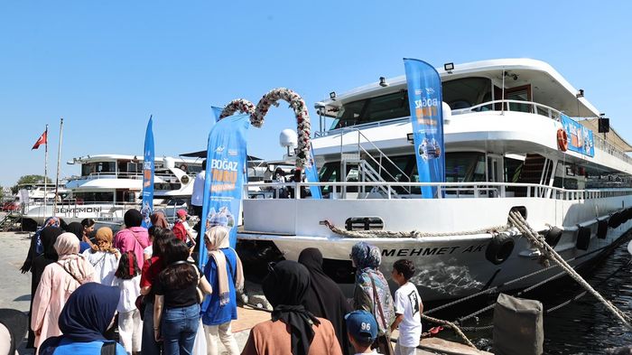 Sultangazili kadınlara Boğaz turu