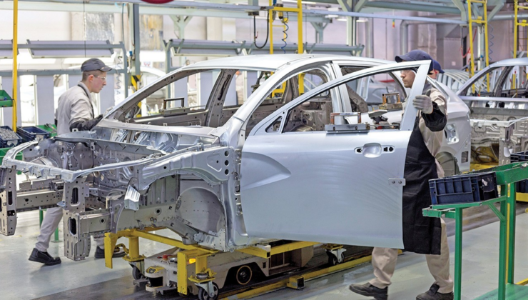 Rus otomobil üreticisi Avtovaz, çalışma günü sayısını azaltmayı planlıyor