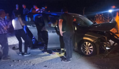 Balıkesir'de zincirleme trafik kazasında 3 kişi öldü, 6 kişi yaralandı