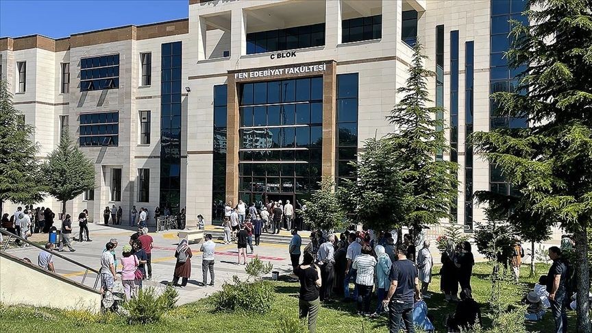 2025 YKS tercih kılavuzu yayımlandı mı? YKS'nin ön bilgi amaçlı taban puanları ve kontenjanları ne zaman açıklanacak? - Resim: 4