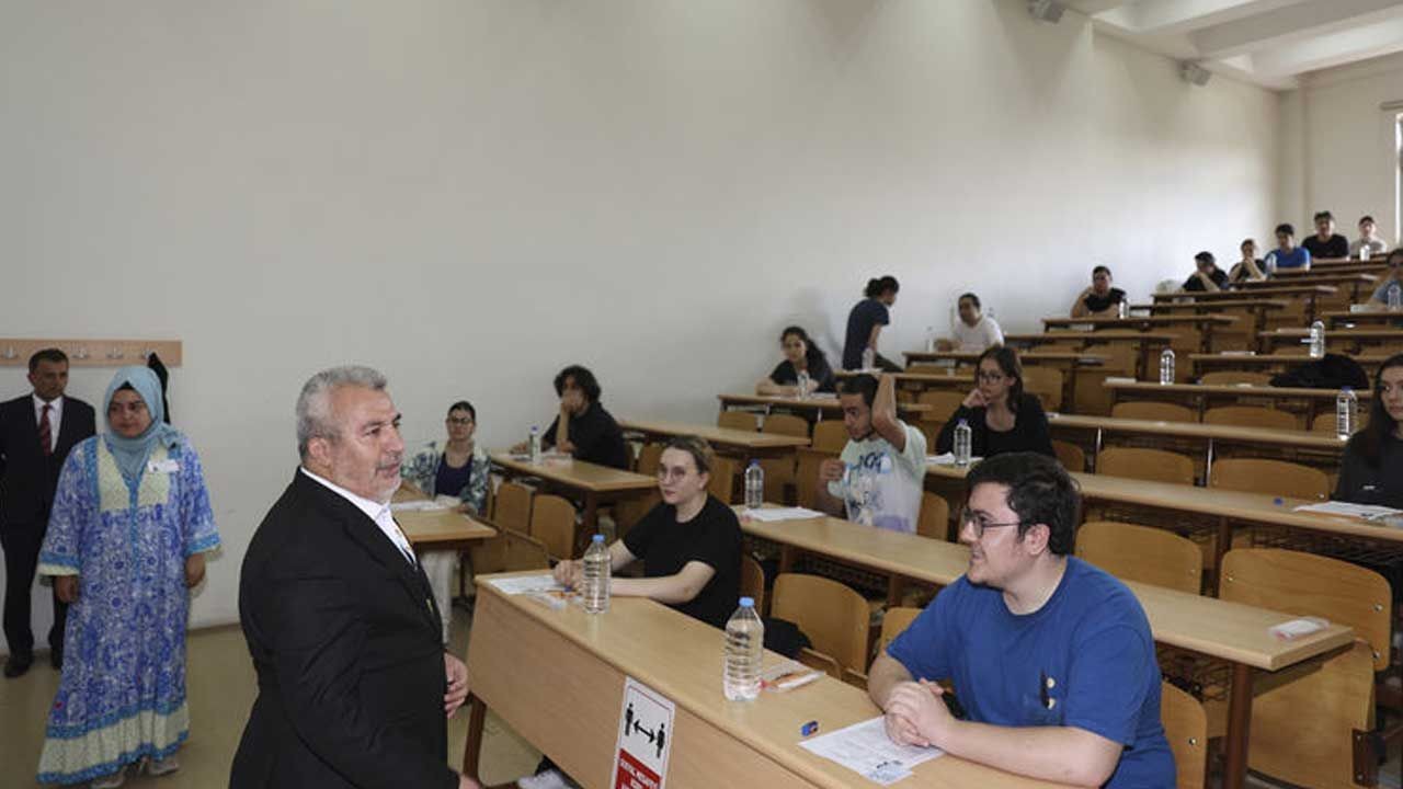 YKS sonuç zamanı... 2025 YKS sonuçları ne zaman açıklanacak? İşte ÖSYM 2025 takvimine göre sonuç tarihi... - Resim: 1