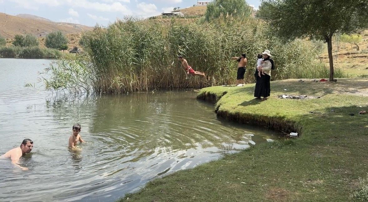 Antalya sıcağından kaçanlar oraya akın ediyor - Resim: 4
