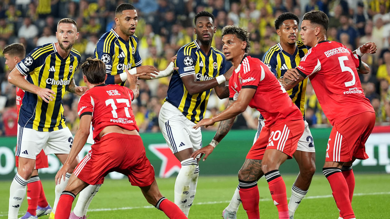 Fenerbahçe maçı şifresiz mi? Benfica - Fenerbahçe maçı saat kaçta, hangi kanalda? FB muhtemel ilk 11'i... - Resim: 1