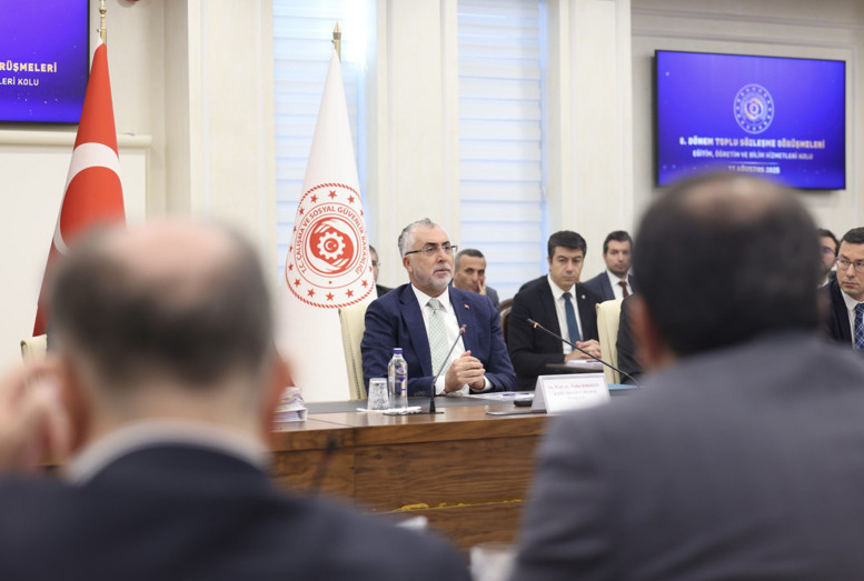 Bakan Işıkhan'dan memurların zam görüşmelerine ilişkin açıklama - Resim : 1