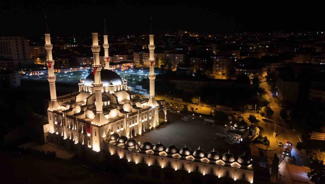 Kandil tarihleri: Mevlid Kandili ne zaman, hangi güne denk geliyor? - Resim: 3