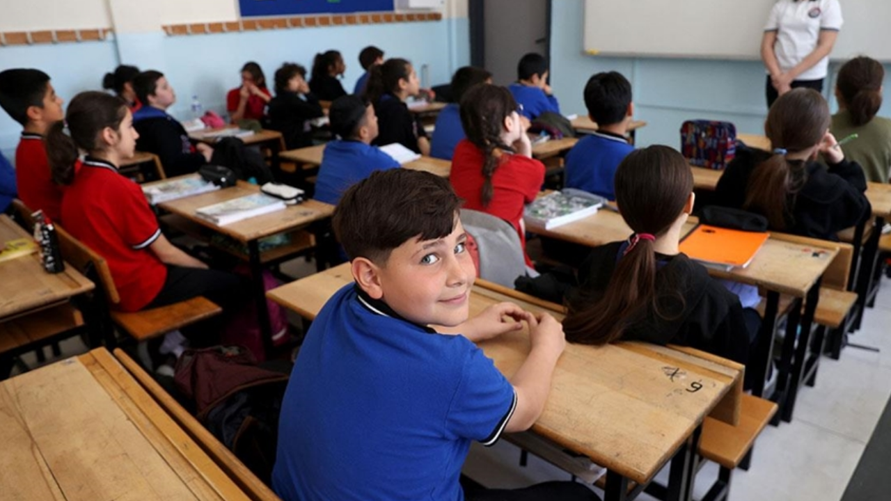 Okullar ne zaman açılacak? Yaz tatili ne zaman bitiyor? Yeni eğitim yılı takvimi... - Resim: 1
