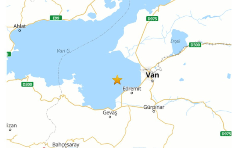 Son dakika: Van'da korkutan deprem - Resim : 1