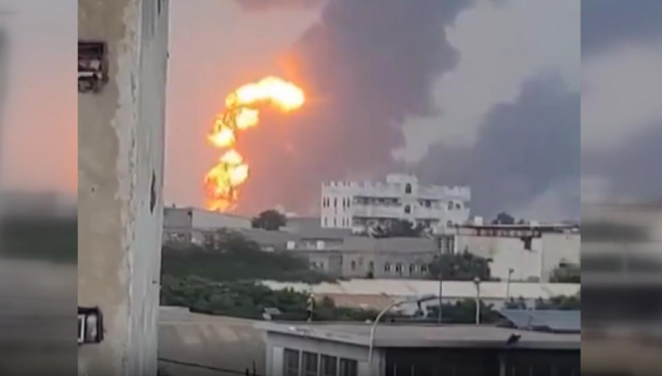 Katil İsrailin Yemende hayati önem taşıyan tesisleri hedef aldı: Sana karanlığa gömüldü