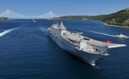 TCG Anadolu, Boğaz geçişini tamamladı