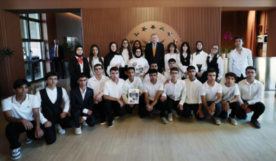 Cumhurbaşkanı Erdoğan, Maziden Atiye programı kampına katılan öğrencileri kabul etti