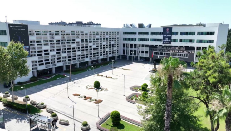 Muhittin Böcek'in gelini Zuhal Böcek tutuklandı