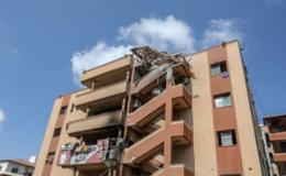 İsrail Gazze'de hastaneye saldırdı!