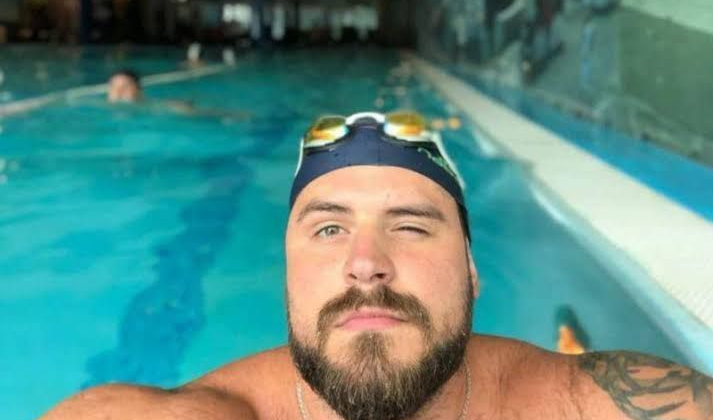 Rus yüzücü İstanbul Boğazı'nda kayboldu