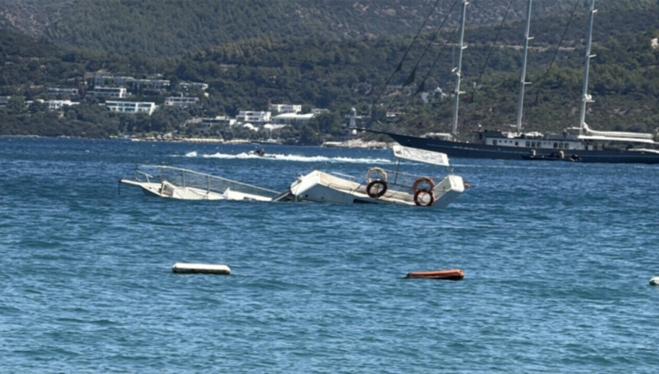 Bodrum'da 10 metre uzunluğunda tekne sulara gömüldü!