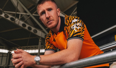 Lundstram Hull City’e kiralık gitti