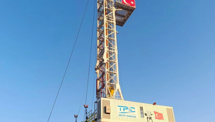 Şırnak'ta iki yeni yerli sondaj kulesi faaliyete geçti