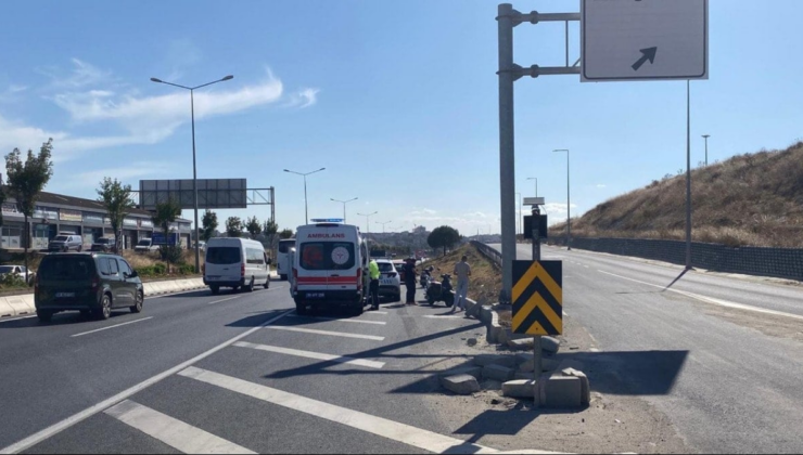 Motosikletiyle parke taşlarına çarpan sürücü yaralandı
