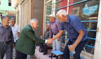 Milletvekili maaşından şikayet eden eski AKP'li vekil ilçe ve köy ziyaretlerinde