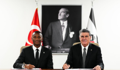 Beşiktaş transferi bitirdi! 3 yıllık imza