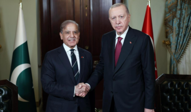 Cumhurbaşkanı Erdoğan, Pakistan Başbakanı Şerif ile telefonda görüştü