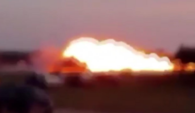 Polonya'da korkunç kaza! F-16 uçağı herkesin gözü önünde yere çakıldı