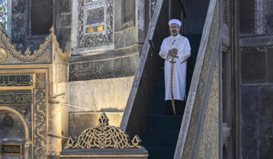 Diyanet'in hutbesinde yine Atatürk yok!