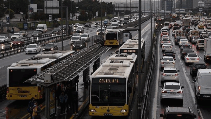 30 Ağustos (yarın) toplu taşıma-ulaşım ücretsiz mi? Otobüs, metro, metrobüs, vapur, Marmaray ücretsiz mi?